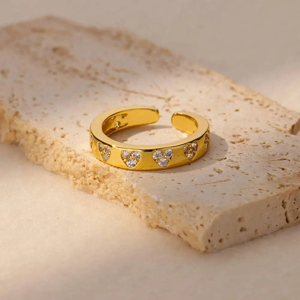 Eterna Heart Ring