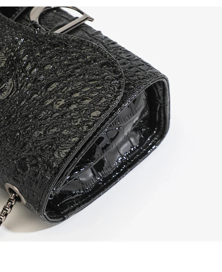 Luna Luxe Chain Crossbody Bag