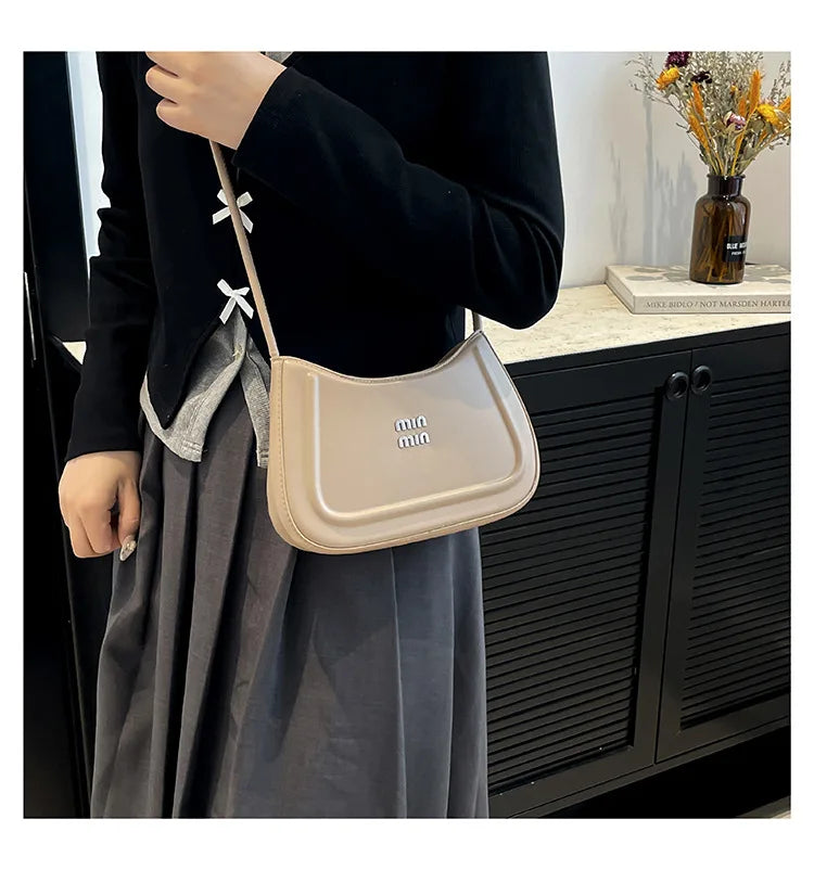 Aria Crescent Bag