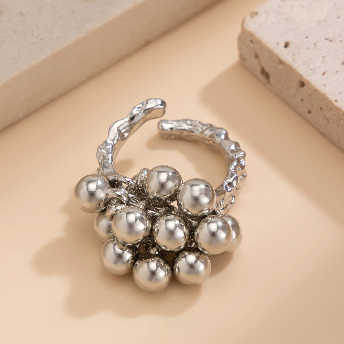 Nova Ball Ring