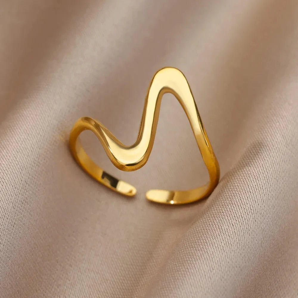 Eterna Gold Ring