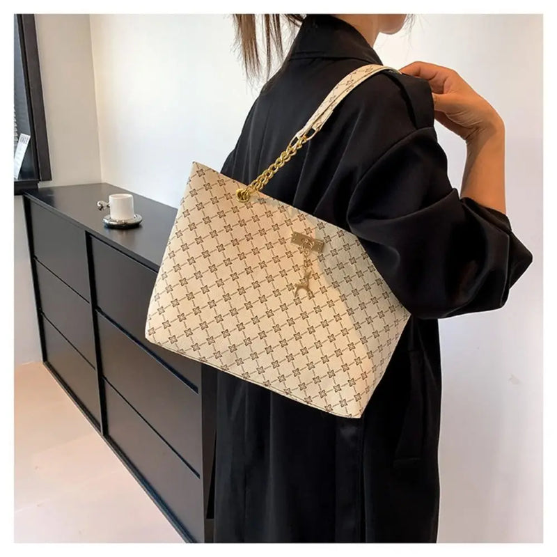 Harper Luxe Bucket Tote